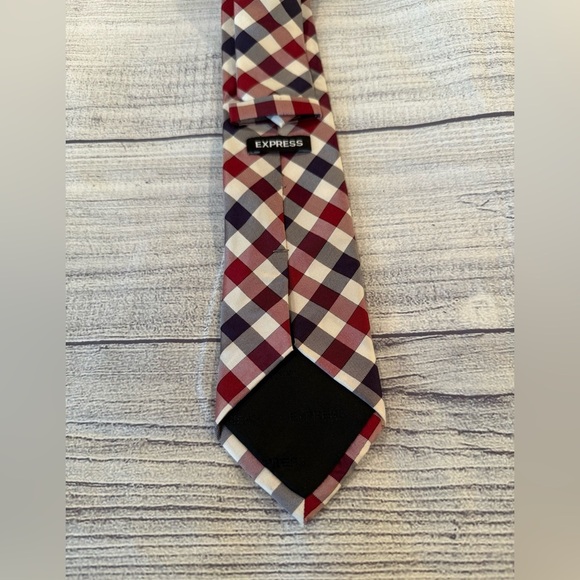 EXPRESS Classic Checkered Tie in Red, Blue, and White - Picture 4 of 5